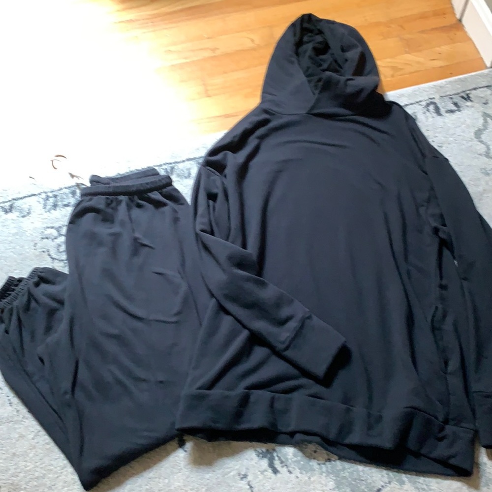 Aerie Set